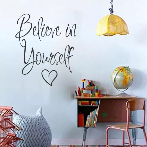 Believe in Yourself – Motivációs idézet falmatrica szívvel