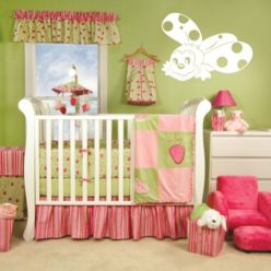 Katica gyerekszoba falmatrica