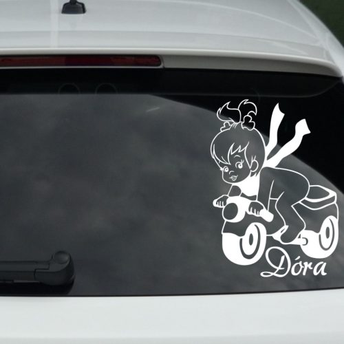 Autómatrica, Baba a kocsiban Motoros kislány