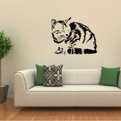   Doromboló Kedvenc – Élethű Tisztálkodó Kiscica Falmatrica