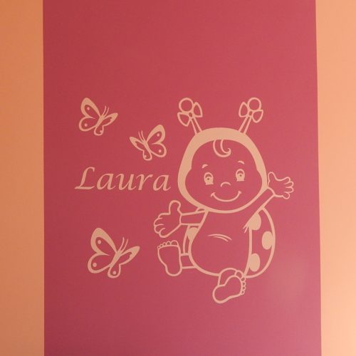 Katicalány pillangókkal gyerekszoba falmatrica