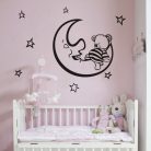 Maci holdon gyerekszoba falmatrica