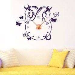   Lovas Falióra Falmatrica – Pillangós dekoráció óraszerkezettel