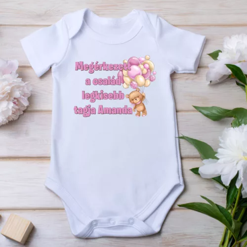 Megérkezett a család legkisebb tagja baba body