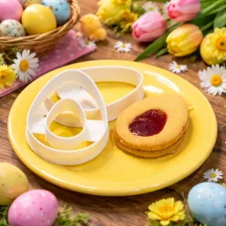   Húsvéti Klasszikus– Tojás a Tojásban Linzer Kiszúró Szett