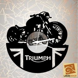 Triumph bakelit óra