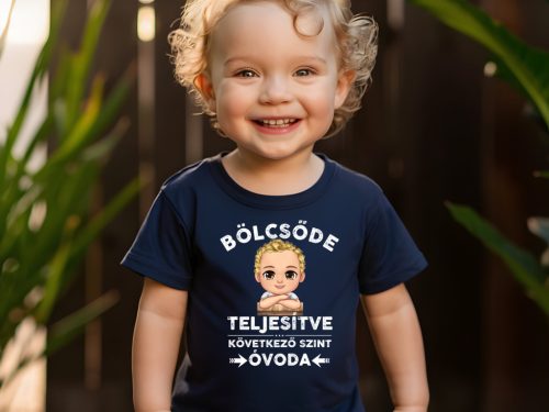 Bölcsőde teljesítve személyre szabható baba póló fiús