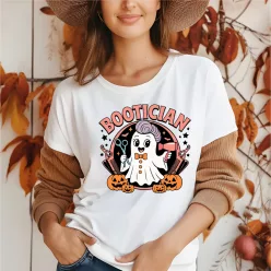   Női fodrászos Halloween póló – „Bootician” szellemes stílusban
