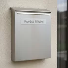 Rozsdamentes acél postaláda névtábla 120x16 mm – Szálcsiszolt fém névtábla gravírozva