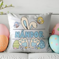 Húsvéti fiús egyedi párna névvel