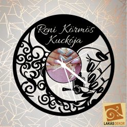 Körmös óra, egyedi névvel