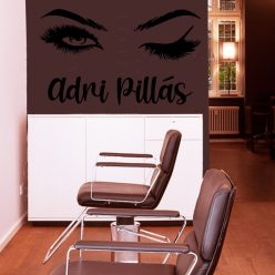 Szempillás szalon falmatrica – elegáns dekoráció 