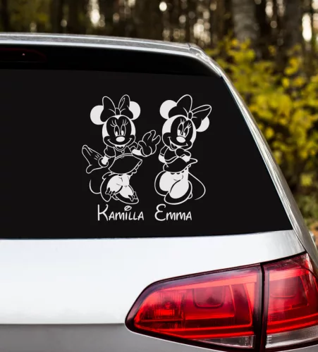 Minnie egér egyedi autósmatrica névvel