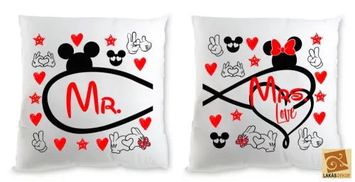 1. Mr & Mrs páros egyedi párna 