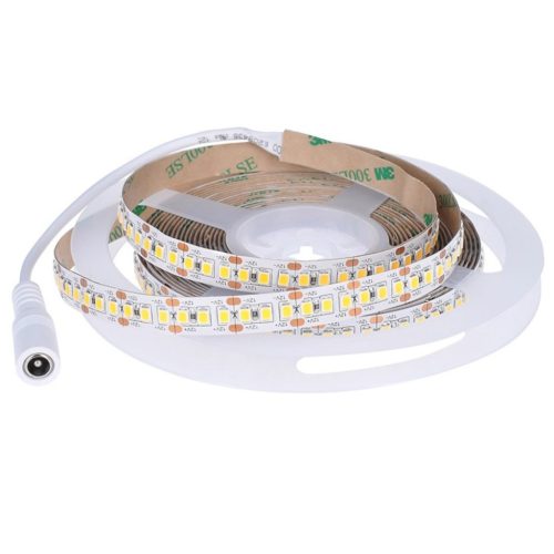 Ledszalag DC csatlakozóval