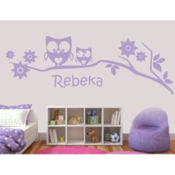 Bagolykák faágon névvel falmatrica