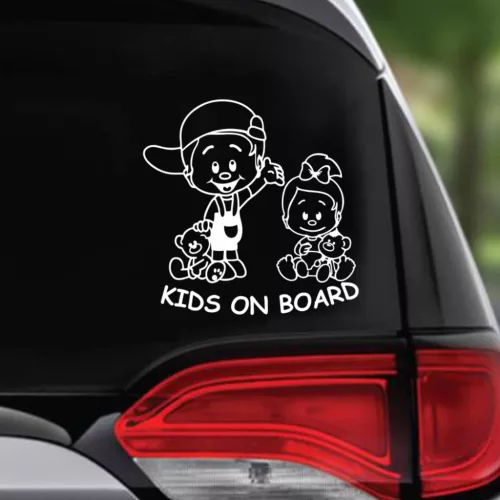 Macis Kalandorok – Egyedi Feliratos "Kids on Board" Prémium Autómatrica
