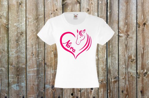 1. Lovas szíves névvel lányka póló