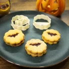 Denevér alakú linzer süti kinyomó forma