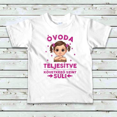 Óvoda teljesítve baba póló – Egyedi karakterrel, névvel kislánynak