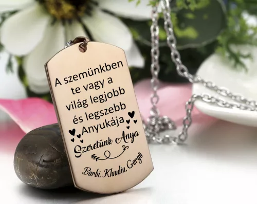 A szemünkben te vagy a világ legjobb és legszebb Anyukája 