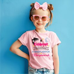   A kislányok babáznak, a nagylányok horgásznak lányka póló