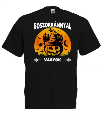 Boszorkánnyal vagyok halloween férfi póló