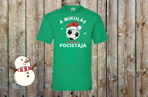 A Mikulás kedvenc focistája gyerek póló