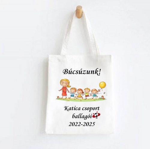 Egyedi búcsúzó vászontáska óvónéninek – személyre szabható névvel és évszámmal