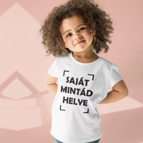 "Egyedi mintás lányka póló – saját feltöltött kép helye