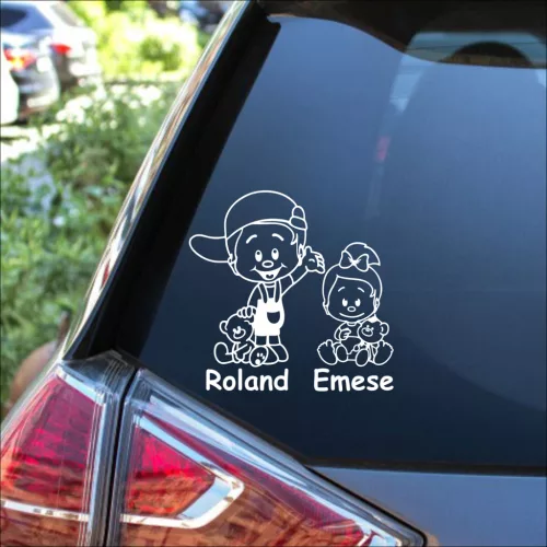 Macis Játszótársak – Egyedi Feliratos Testvér Autómatrica Fiúval és Lánnyal