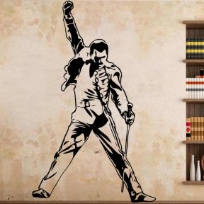 Emberek falmatrica, híres emberek